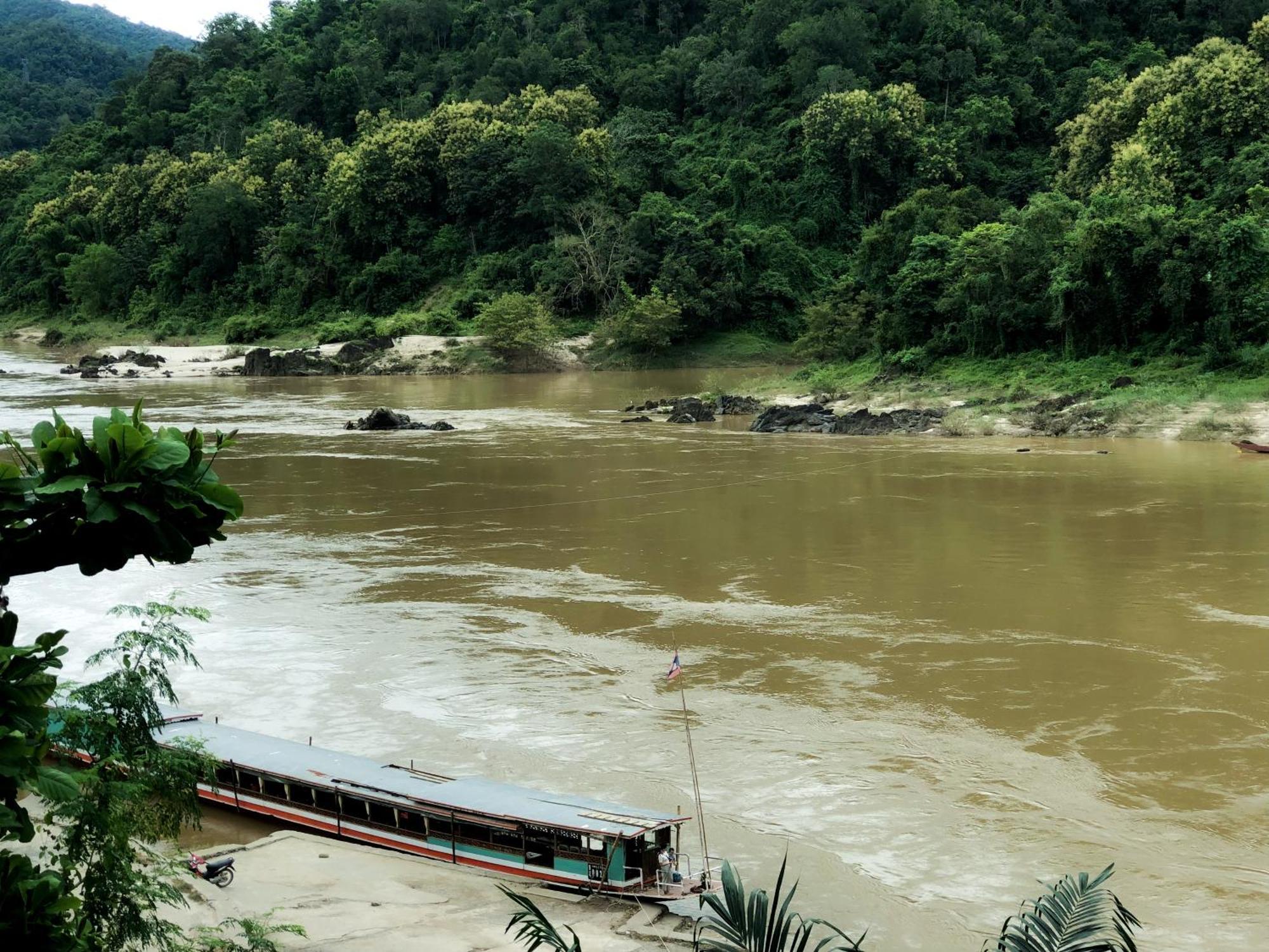 Mekong Riverside Lodge Muang Pakbèng Dış mekan fotoğraf